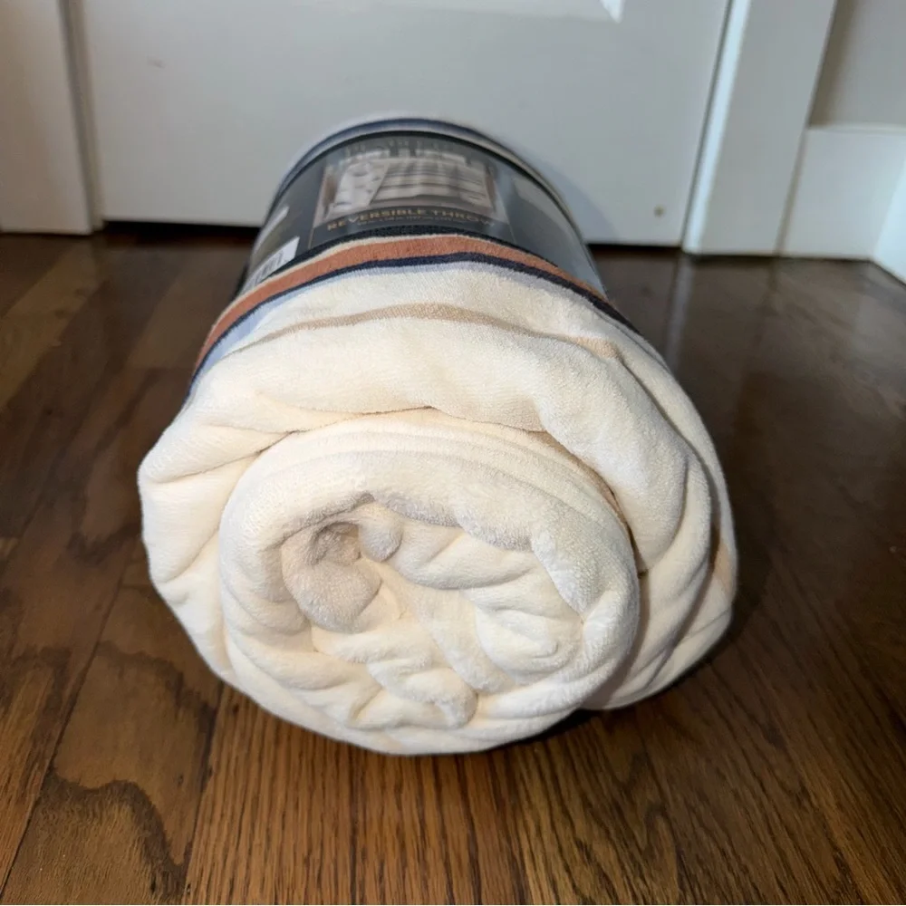 Pendleton Geometric and Striped Blanket - Blue, Cream, and Tan Size 50in x 70in - Picture 2 of 8